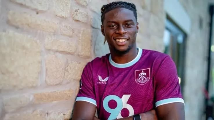 Premier League'in En İlginç Genç 6 Numaralarından Biri: Lesley Ugochukwu